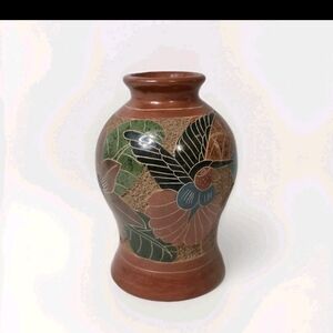 Vintage Art Pottery Vase Signed Duilio Jimenez Nicaragua Carved Clay Hummingbird